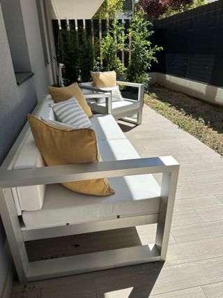 Sofá y butaca Gandia Blasco - Jardín.