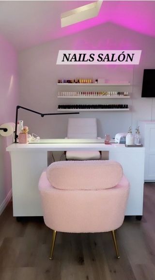 ALQUILO SALA PARA UÑAS