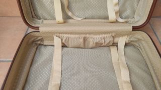 Maleta vintage  marca Tauro marrón