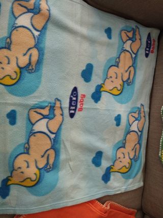 Lote 4 mantas bebé