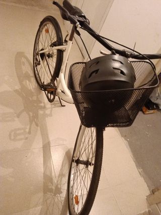 Bicicleta paseo blanca