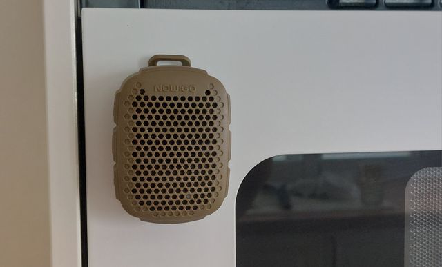Altavoz portátil Ultra Pequeño. Resistente al agua