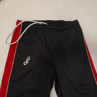 Uniforme y bata. La Salle Bonanova (14 años)