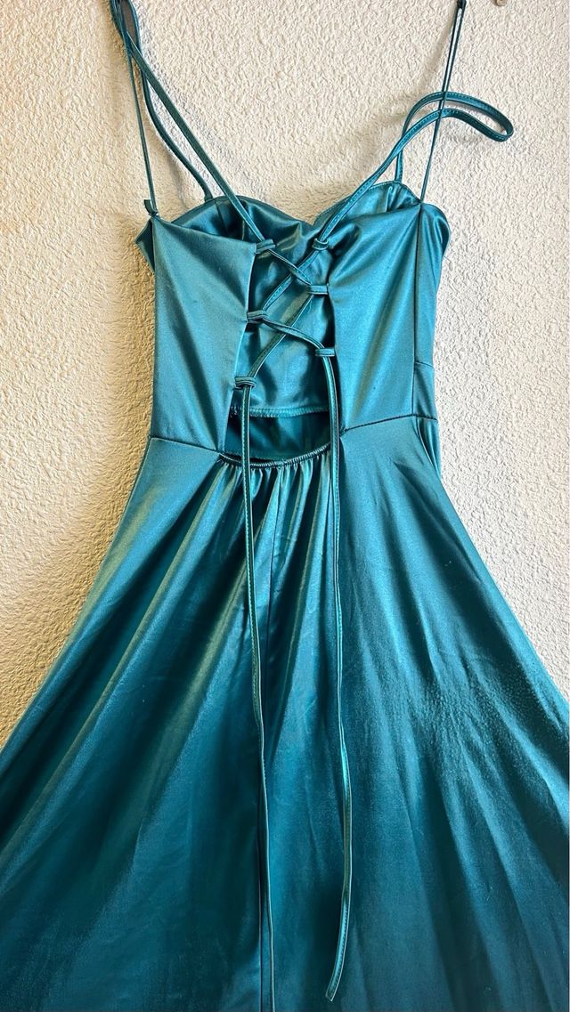 Vestido Satén Teal - Elegante