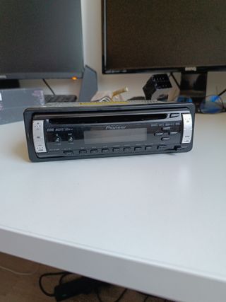 Radio Coche Pioneer - MOSFET 50Wx4