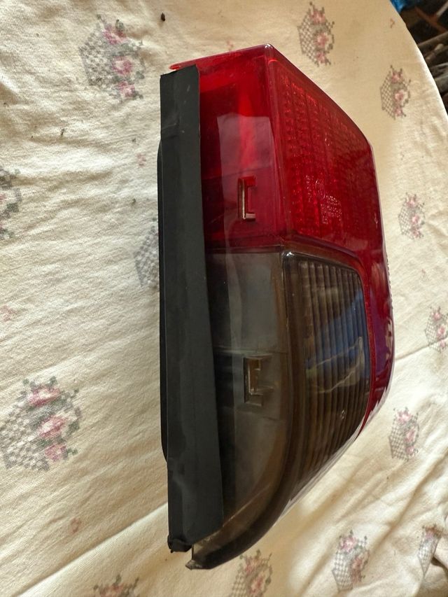 Fanale Posteriore Peugeot 205 1.9 GTI