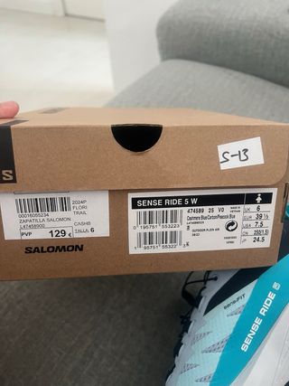 Salomon Trail Running Shoes - NUEVAS
talla 39 1/3 