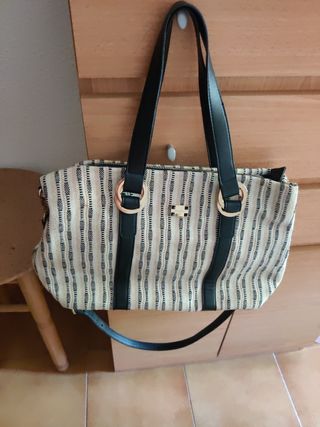 Bolso beige y negro