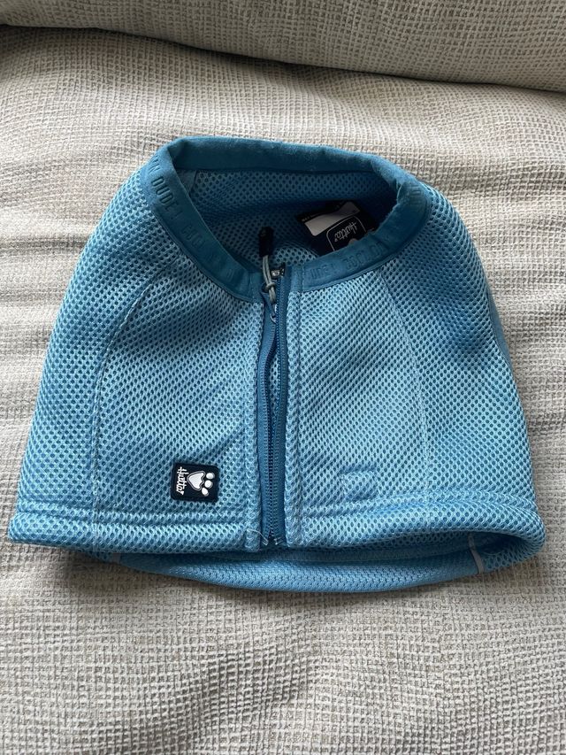 Chaleco Hurtta refrigerante azul