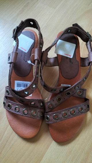 Sandalias Piel Marrón
