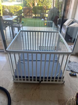 Parque infantil bebé blanco con colchón