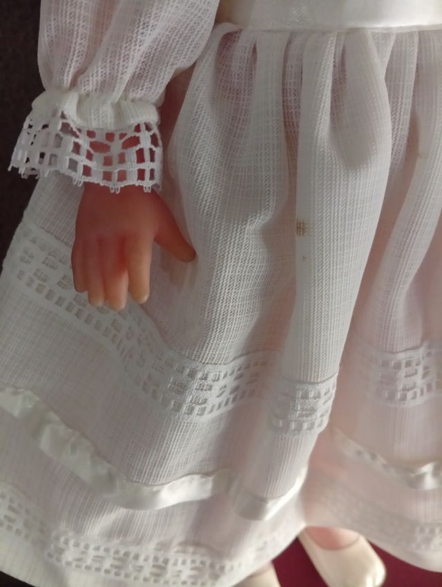 Antica bambola da comunione 80