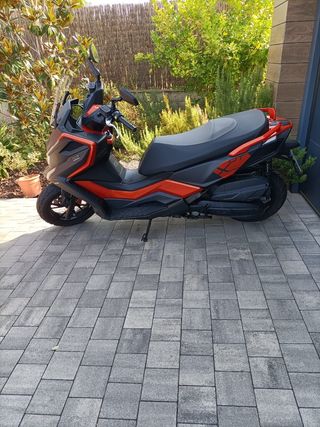 Scooter Kymco: ¡Como nueva!