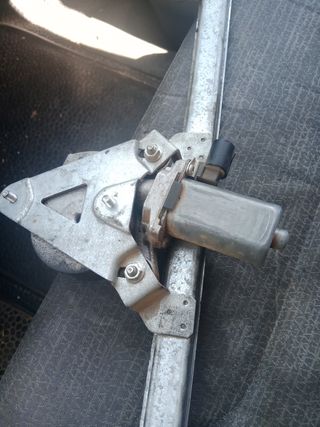 Elevalunas Renault Trafic 2008 para piezas