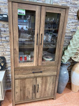 Vitrina madera - 92x1x92cm