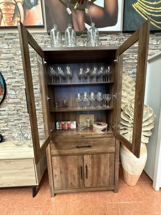 Vitrina madera - 92x1x92cm
