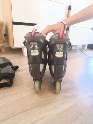 Patines Rollerblade talla 43 + protecciones