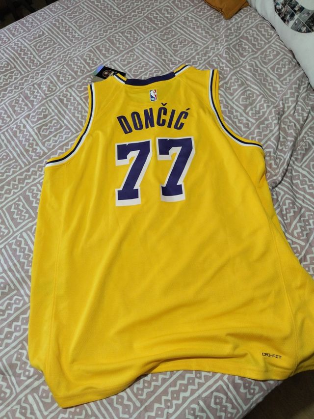 Camiseta Lakers