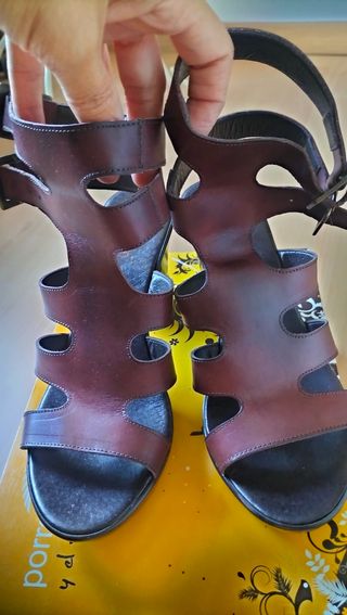 Sandalias romanas Porronet marrones