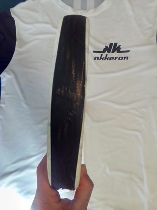 PALA DE PADEL AKKERON COBRA EXCELSIOR A22.
