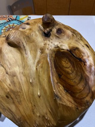 Cesta de madera artesanal