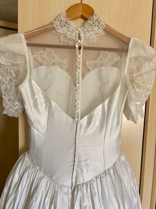 Vestido novia Pronovias impecable