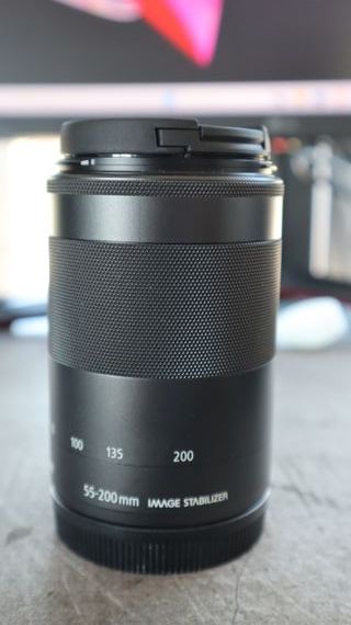 Objetivo Canon EF-M 55-200mm STM