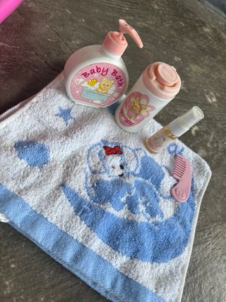 Bañera+toalla+set bebé Nenuco