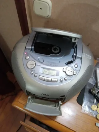 Radio Cassette CD Aiwa - Gris Plata