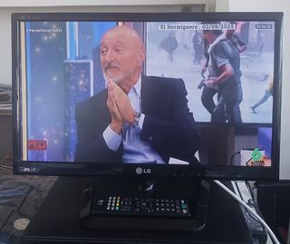 Televisor LG 22" Full HD