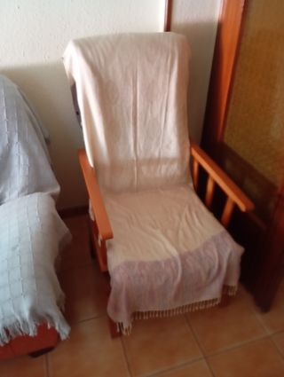 Sillón madera marrón - Mecedora