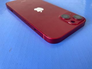 Custodia rossa per iPhone 13