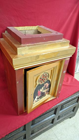Sagrario antiguo dorado