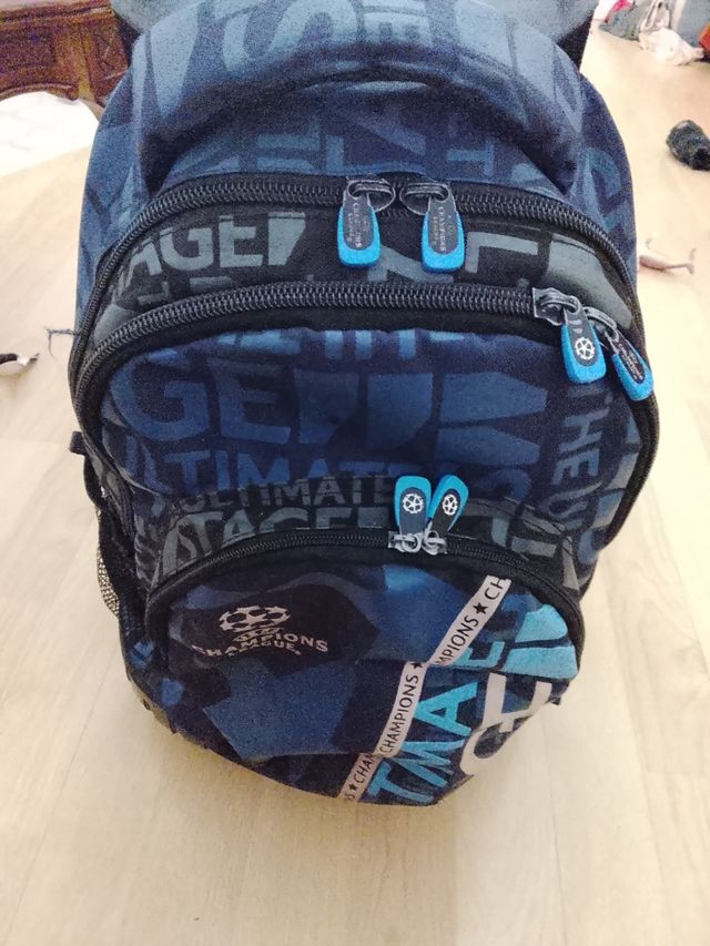Mochila ruedas Champions League