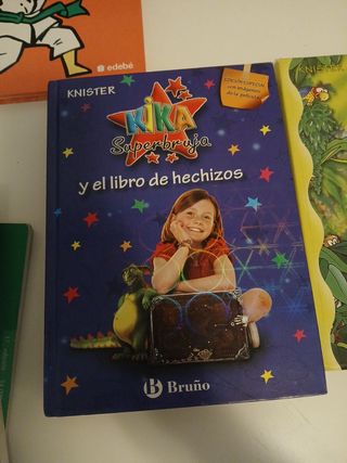 KIKA SUPERBRUJA
TINA SUPERBRUIXA