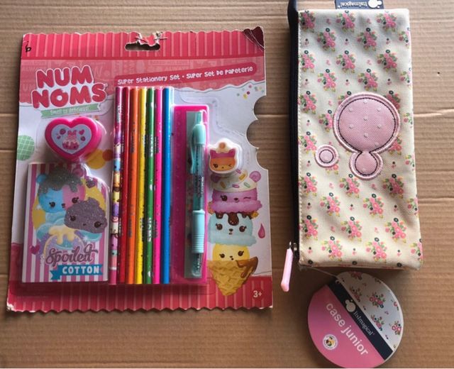 Estuche Imaginarium y material escolar Claire’s