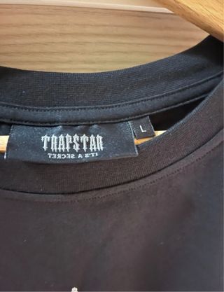completo Trapstar estivo nera/rossa