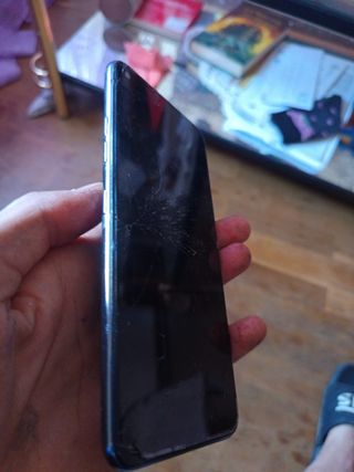 Móvil LG negro - Pantalla rota