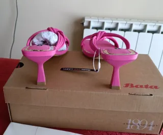 Sandalias fucsia Bata Red Label #38