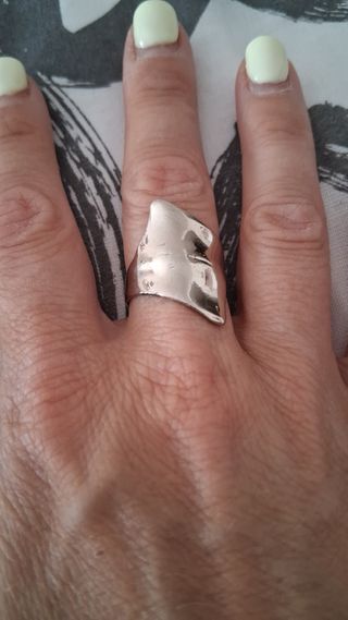 Anillo plata diseño moderno. 7cm