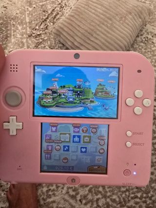 Nintendo 2DS Rosa - Tomodachi Life