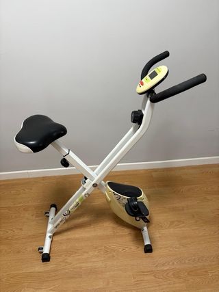 Bicicleta estática plegable