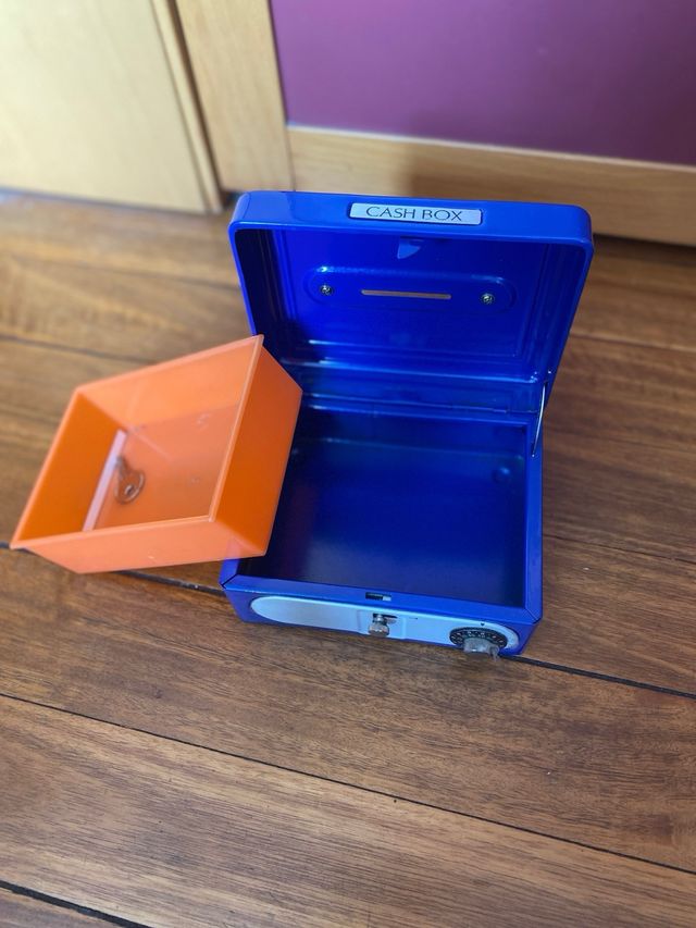 Cassaforte piccola blu metallizzato