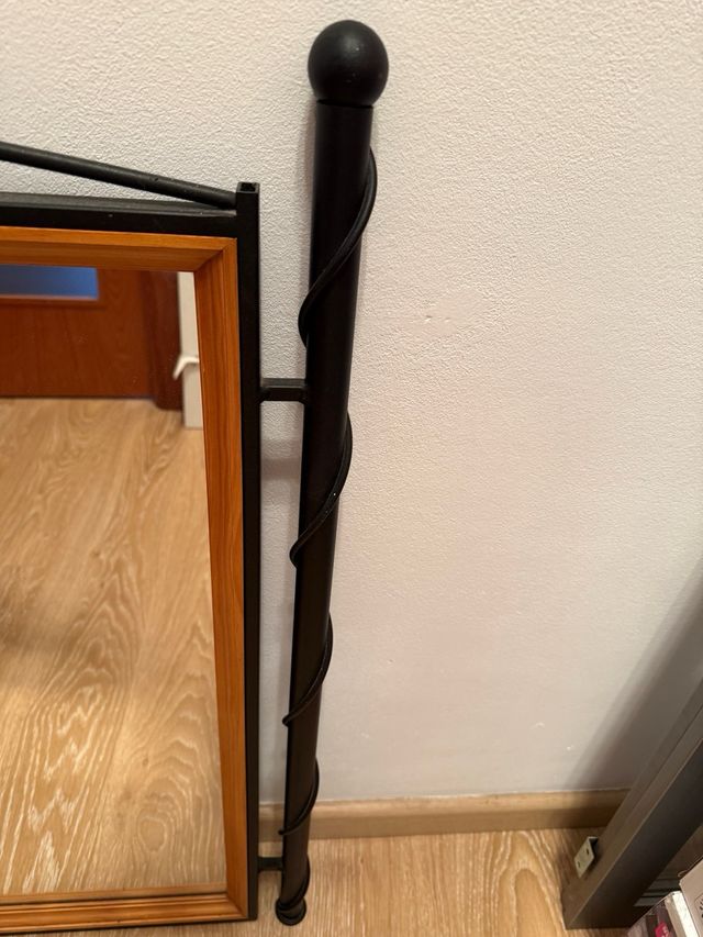 Specchio in ferro battuto e legno massello