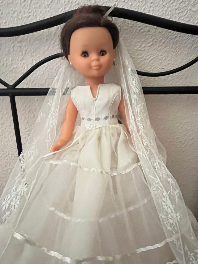 Muñeca Nancy novia