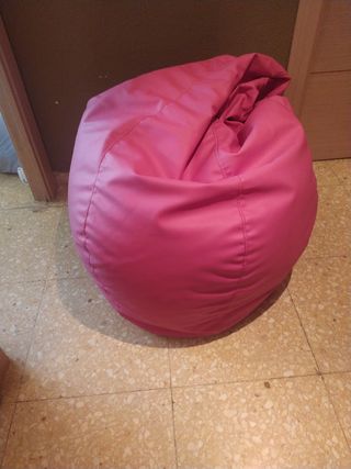 Puff piel sintética rosa