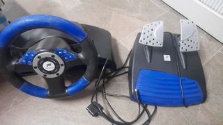 Volante Fanatec azul PS2 compatible con más ps....