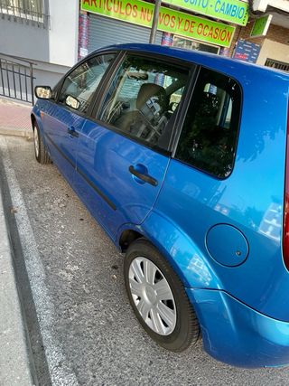Ford Fiesta 2004