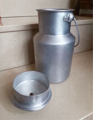 Lechera aluminio antigua