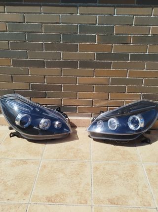 Faros en perfecto estado listos para montar